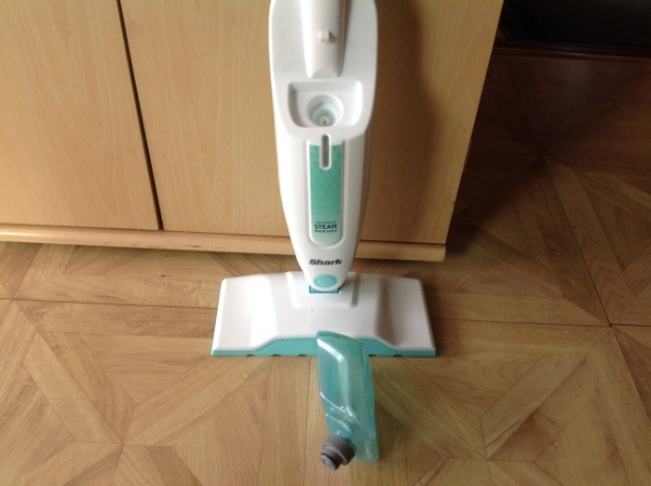 Shark Steam Mop S1000 Review: Basic cleaning for less