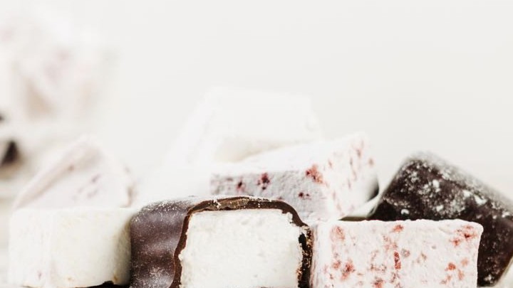 Fantastic Belinda Clark Fresh Gourmet Marshmallows - Exclusively Supplied To Fortnum And Masons!