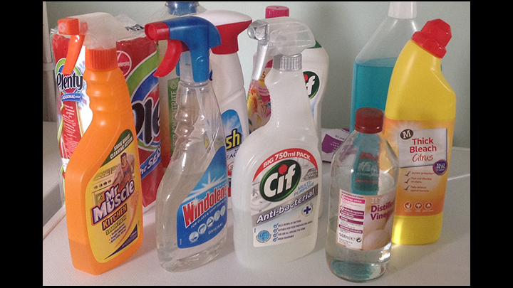 A Quick Guide to Spring Cleaning And Wishing I Had Read Up About Vinegar Prior To Buying Expensive Products!